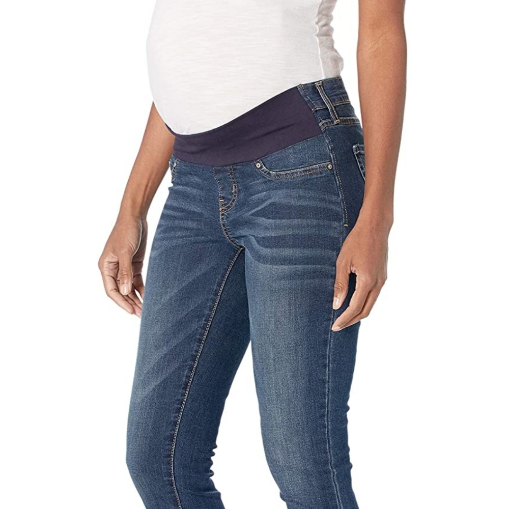 NWOT- Levi Strauss & Co. Maternity Baby Bump Skinny Jeans, size L